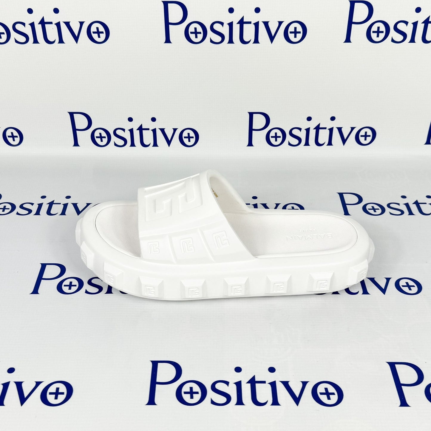Balmain White Ari Rubber Slides Sandals | Positivo Clothing