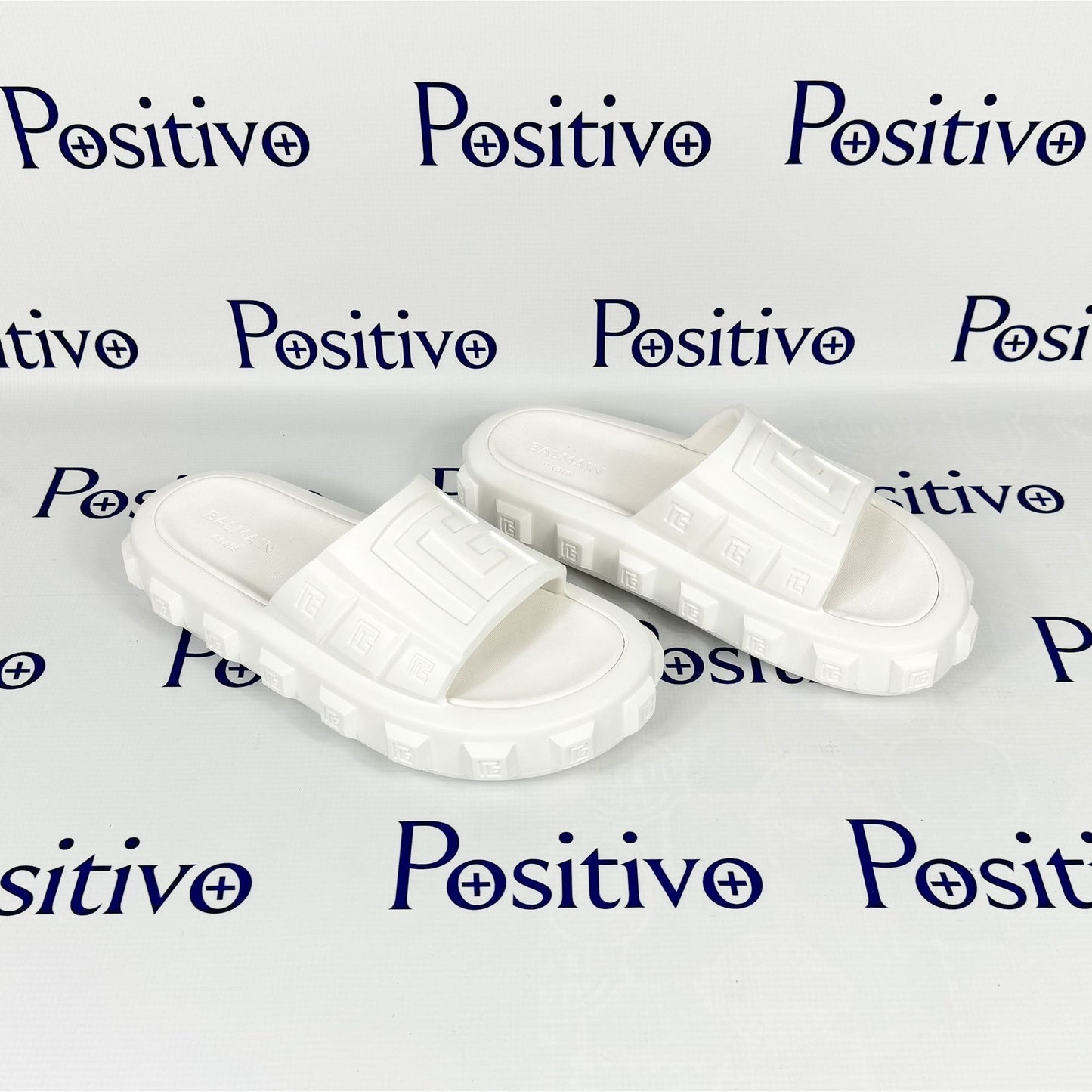 Balmain White Ari Rubber Slides Sandals | Positivo Clothing