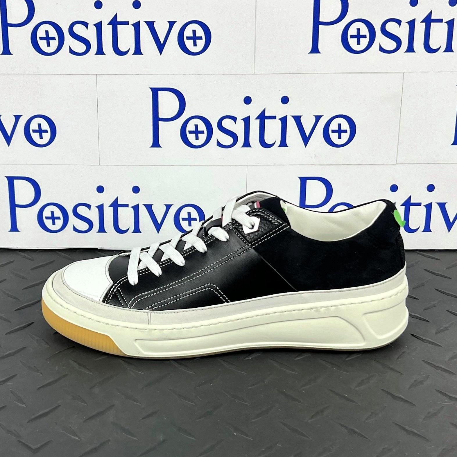 Buscemi Womens Prodigy Black/White Leather Sneakers SAMPLE | Positivo Clothing