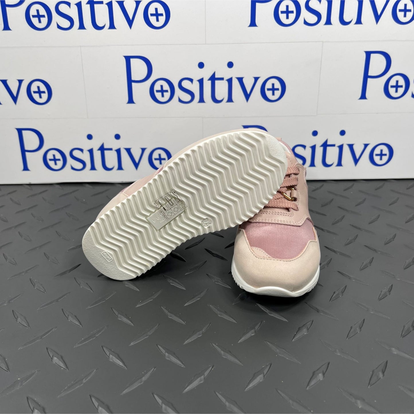 Buscemi Ventura Kid Rosa Leather Sneakers | Positivo Clothing