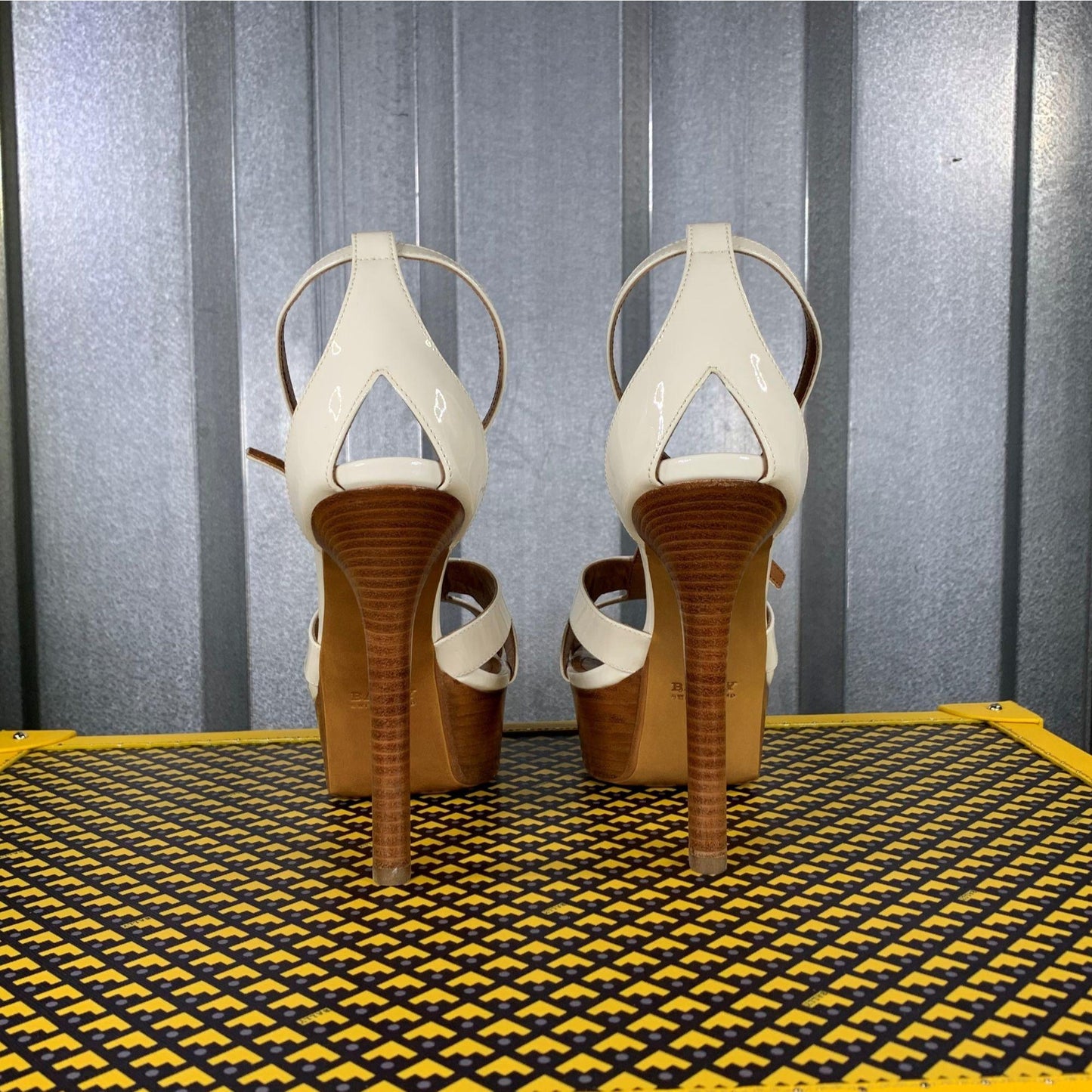 Bally Sabienne White Leather Platform Sandals - Positivo Clothing