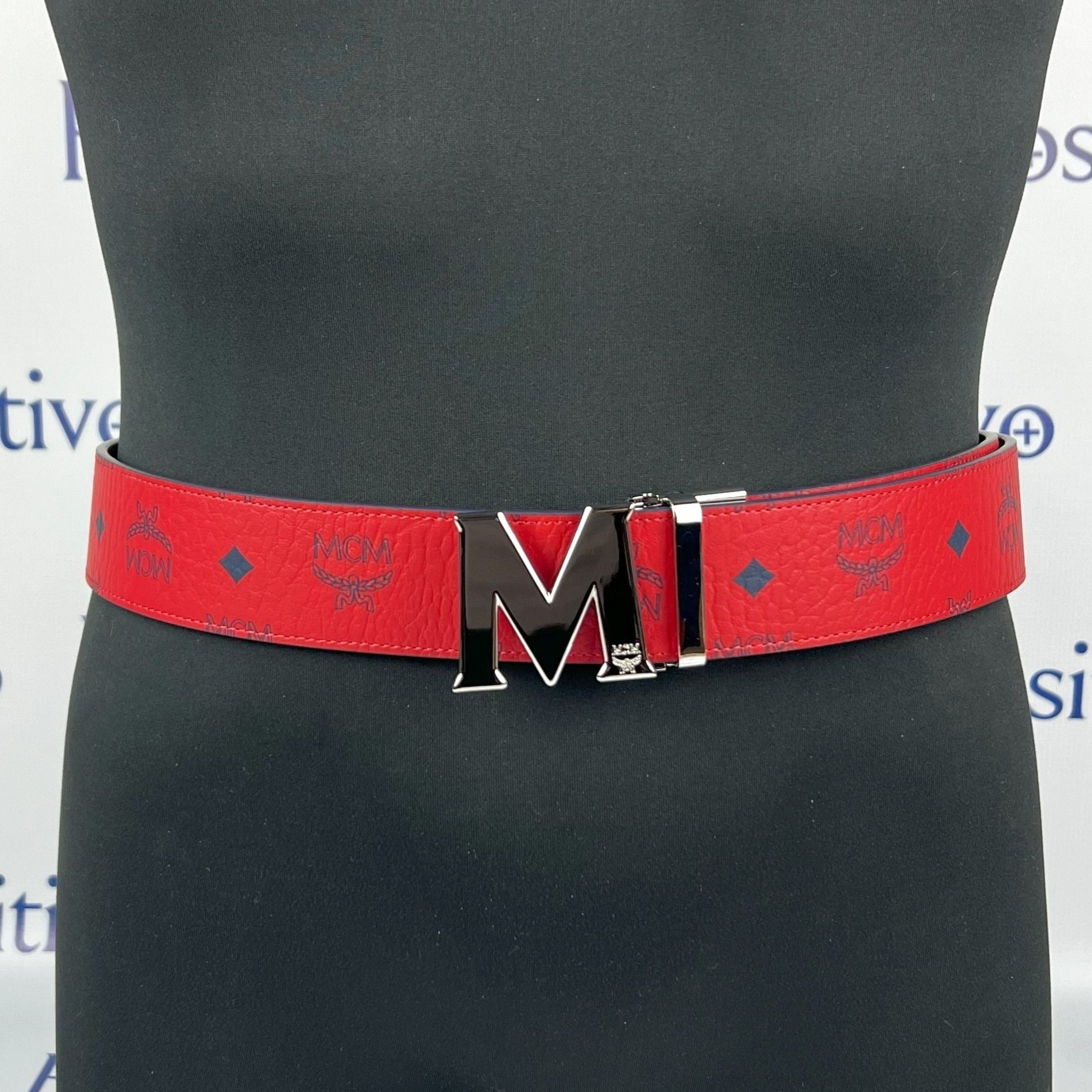 MCM Claus Silver M Buckle Candy Red Leather Reversible Belt | Positivo Clothing