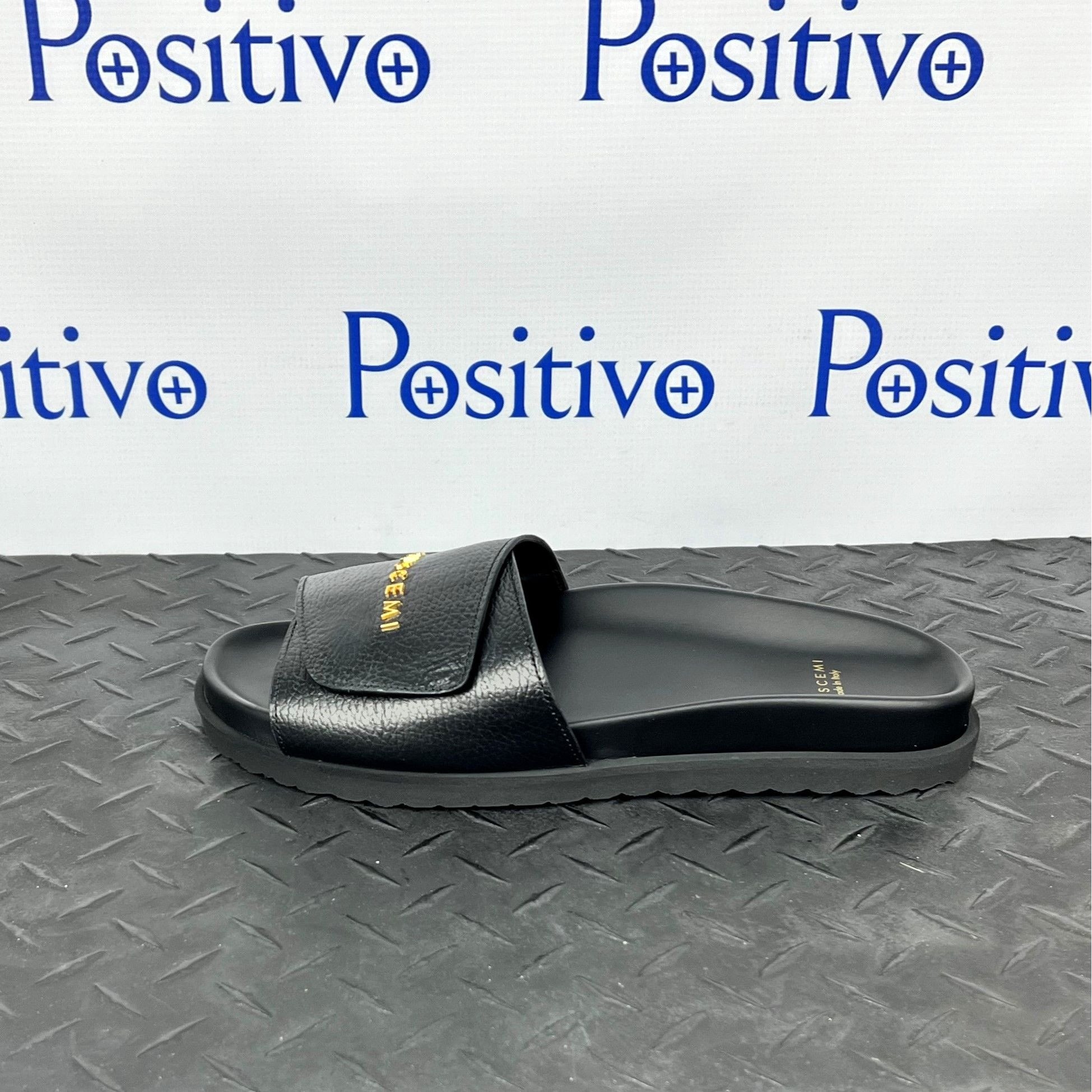 Buscemi Slide Scratch Alce Black Leather Sandals | Positivo Clothing