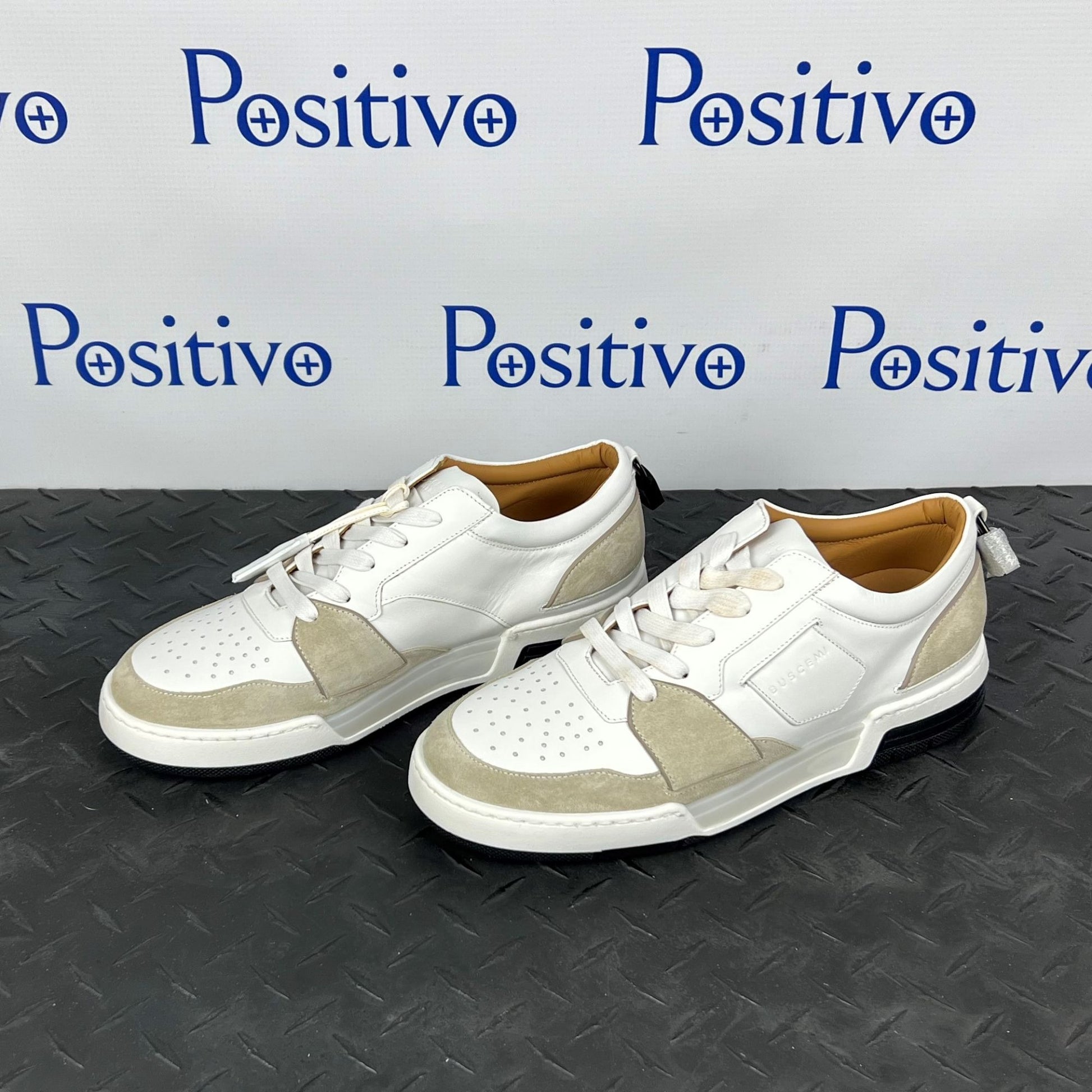 Buscemi Air Jon Low Vitello Off White Leather Sneakers | Positivo Clothing