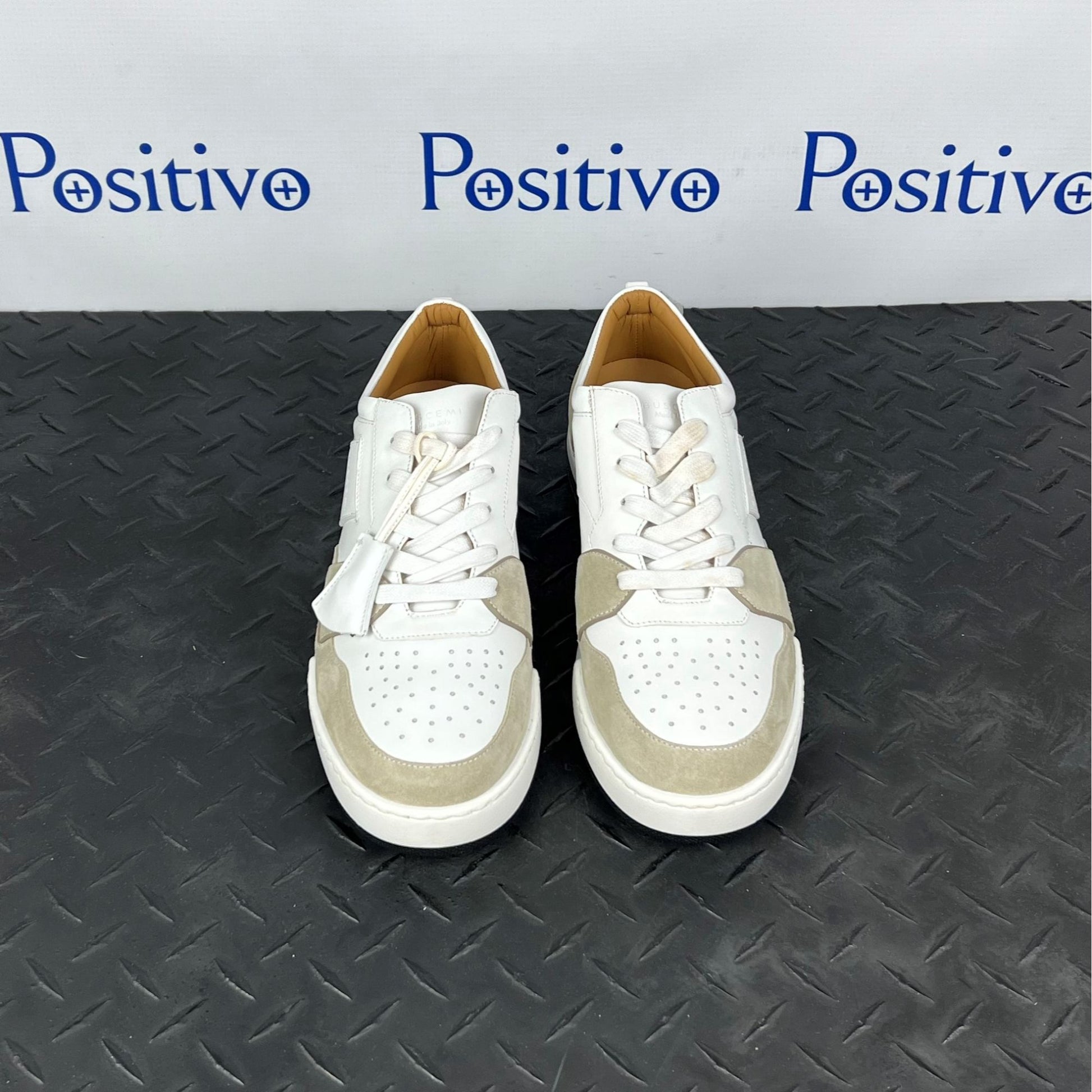 Buscemi Air Jon Low Vitello Off White Leather Sneakers | Positivo Clothing