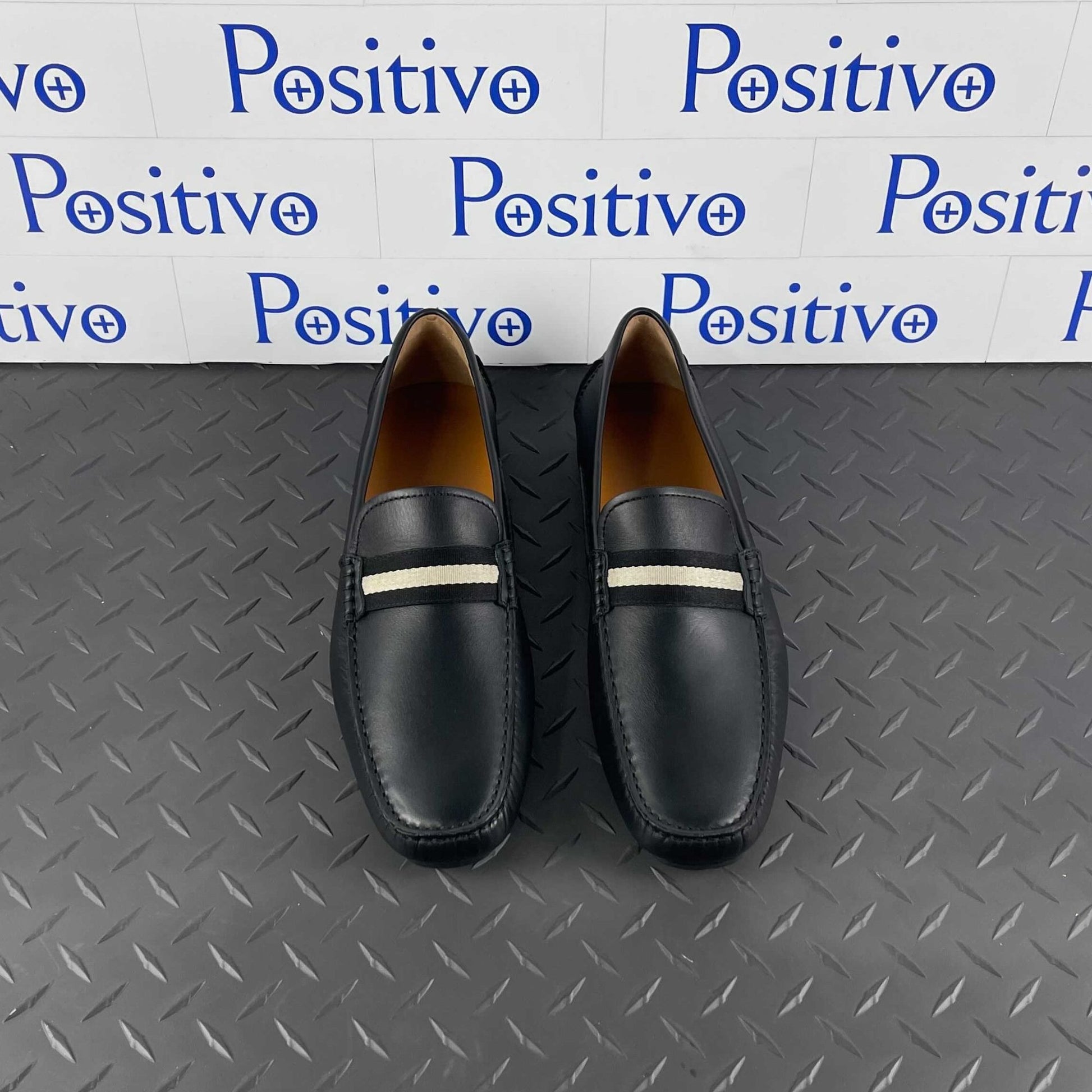 Bally Waltec Black Calf Leather Drivers | Positivo Clothing