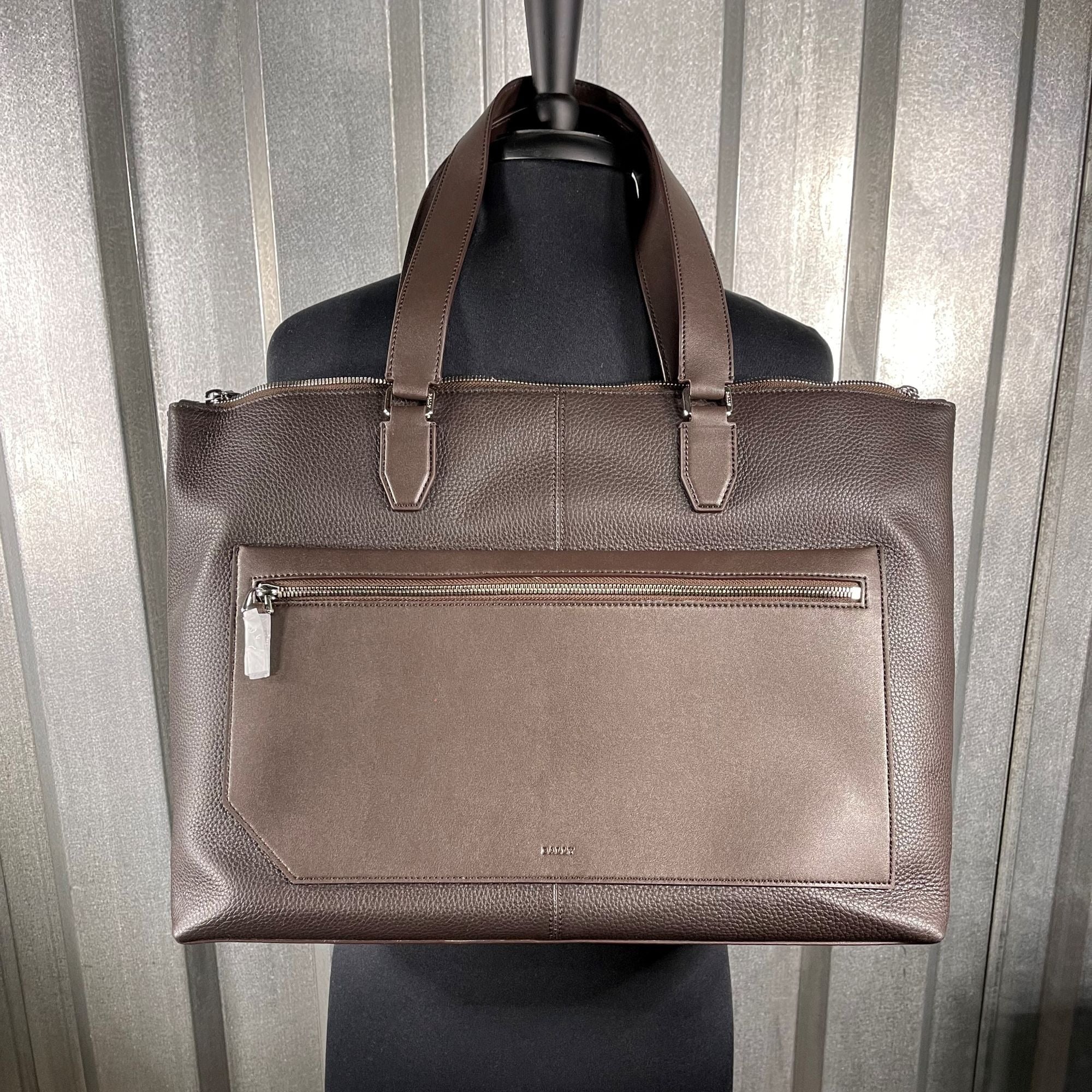 Bally Mens Belvin Coffee Leather Tote Bag | Positivo Clothing