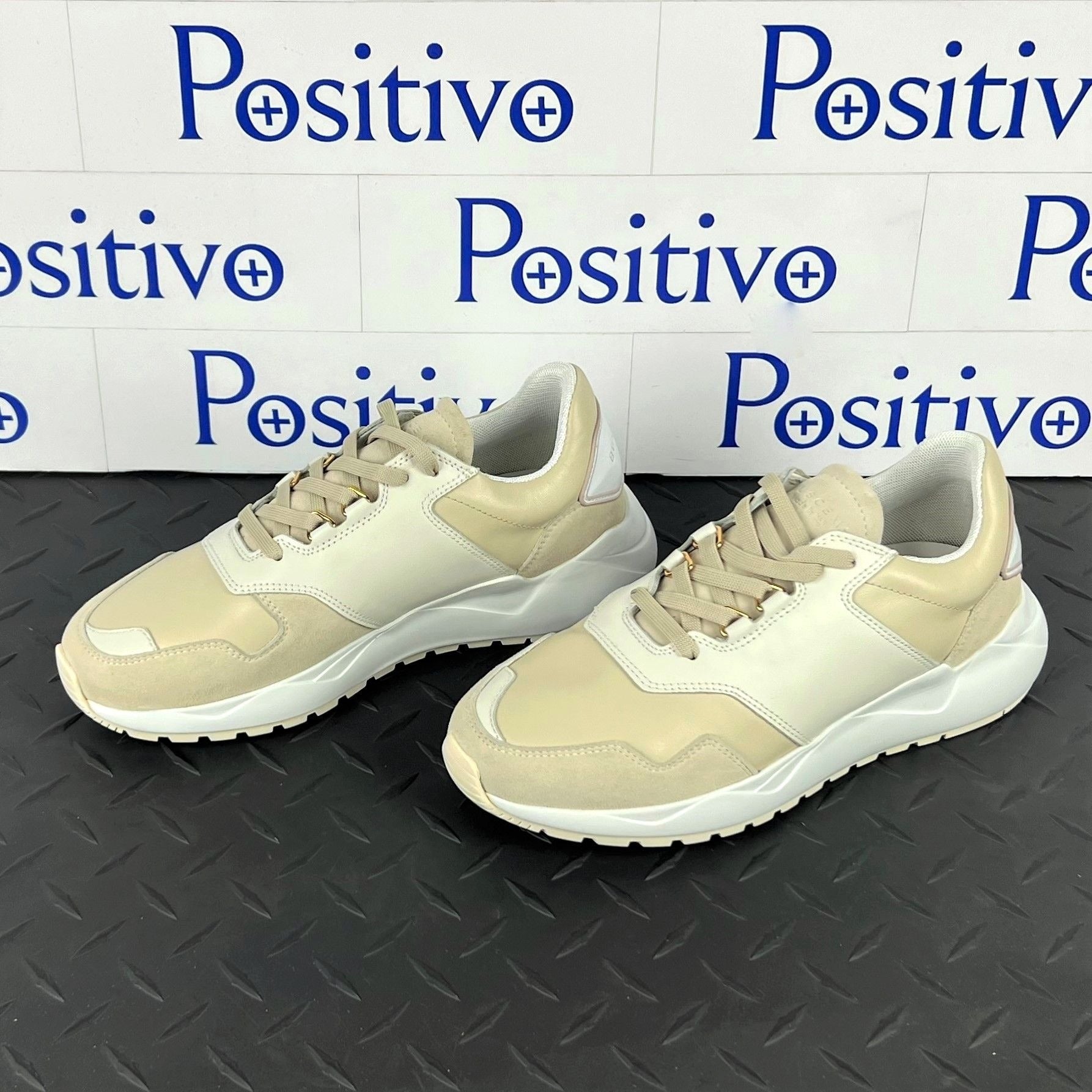 Buscemi Womens Ventura Off White Leather Sneakers SAMPLE | Positivo Clothing