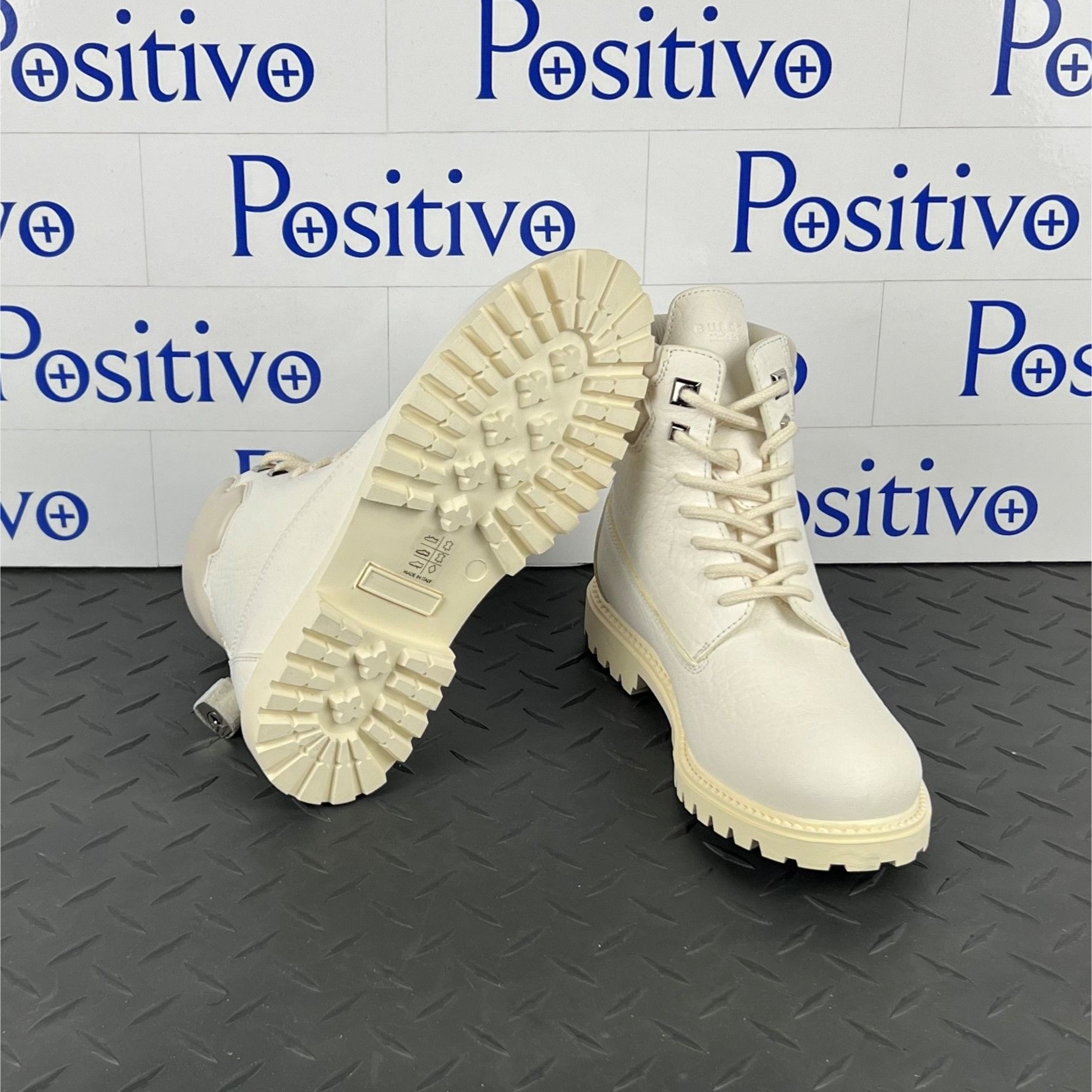 Buscemi Womens Site Boot Off White Leather Boots SAMPLE | Positivo Clothing