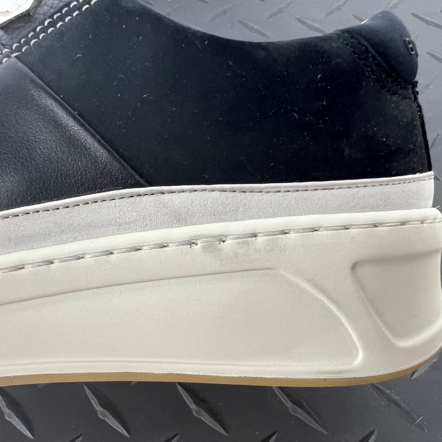 Buscemi Womens Prodigy Black/White Leather Sneakers SAMPLE | Positivo Clothing