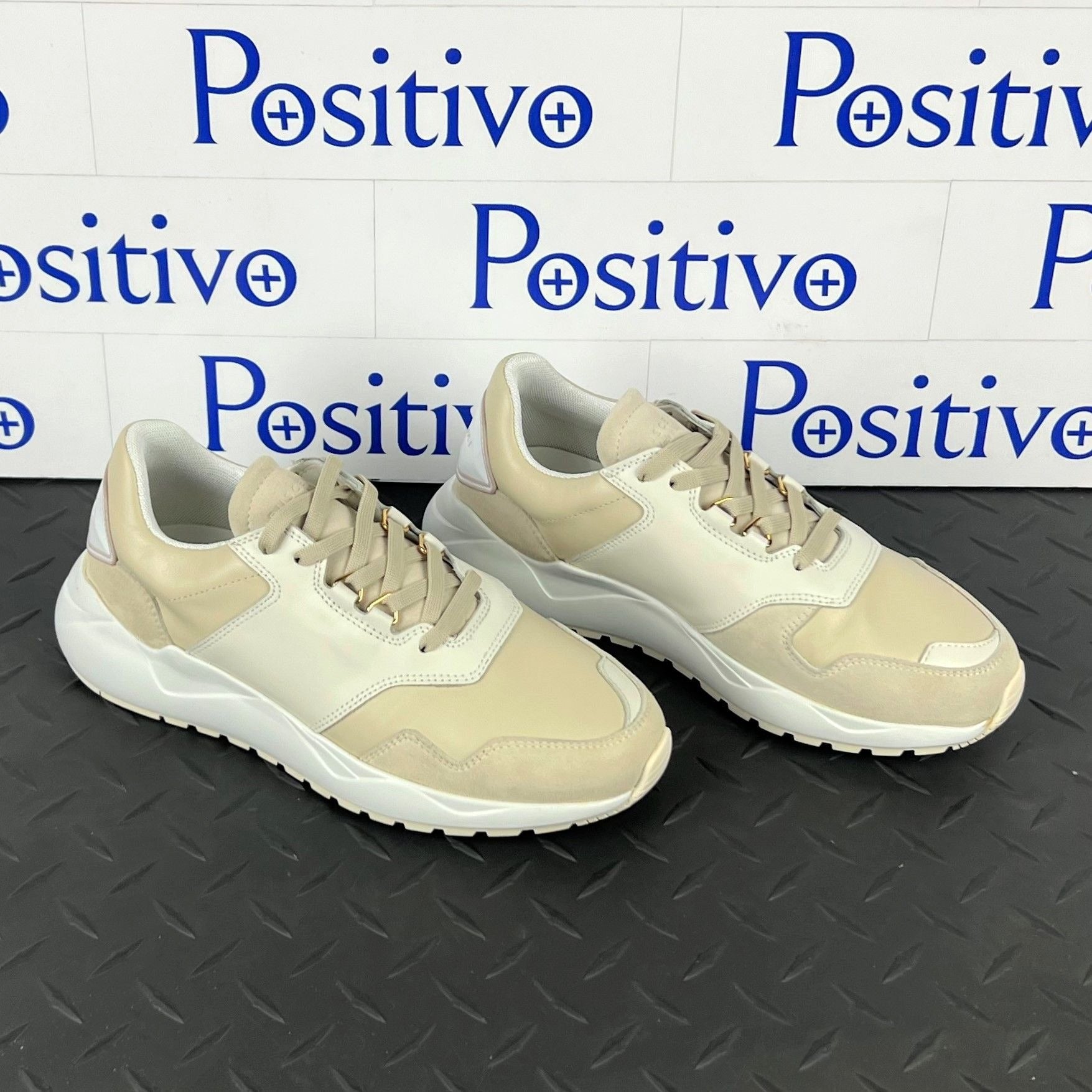 Buscemi Womens Ventura Off White Leather Sneakers SAMPLE | Positivo Clothing