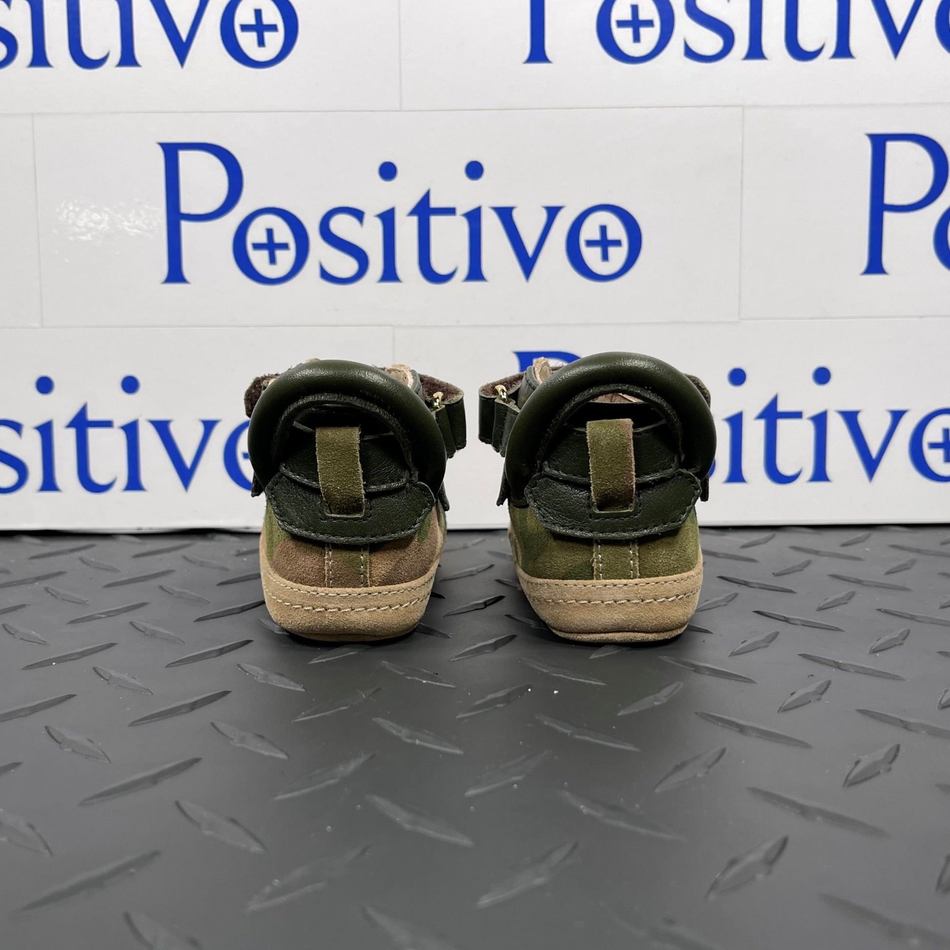 Buscemi 100MM Baby Camou/Militare Suede Sneakers | Positivo Clothing