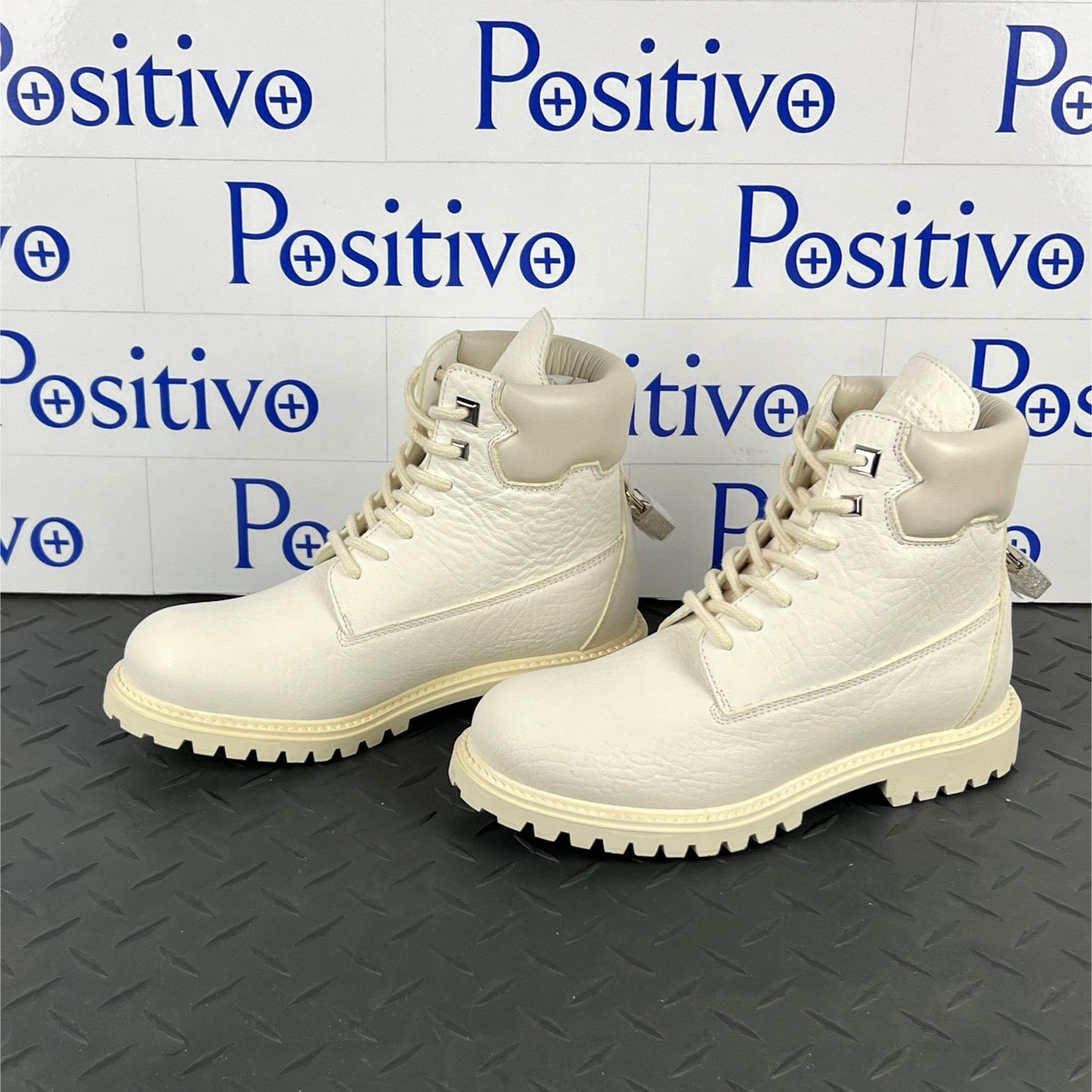 Buscemi Womens Site Boot Off White Leather Boots SAMPLE | Positivo Clothing