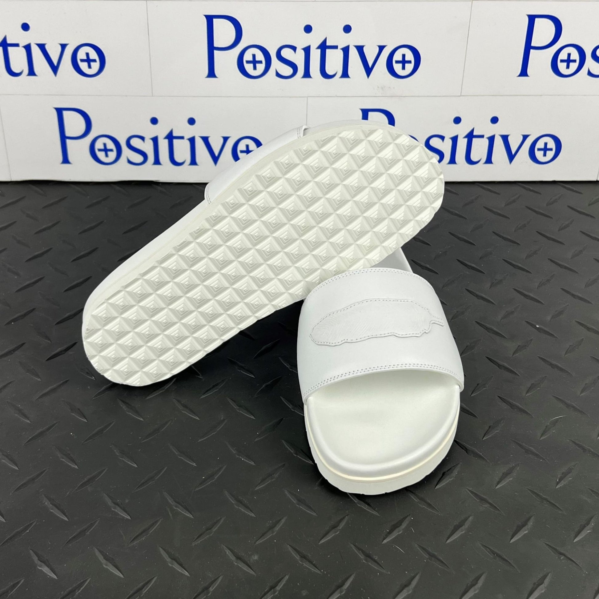 Buscemi Womens Slide Piuma Leather Sandals SAMPLE | Positivo Clothing