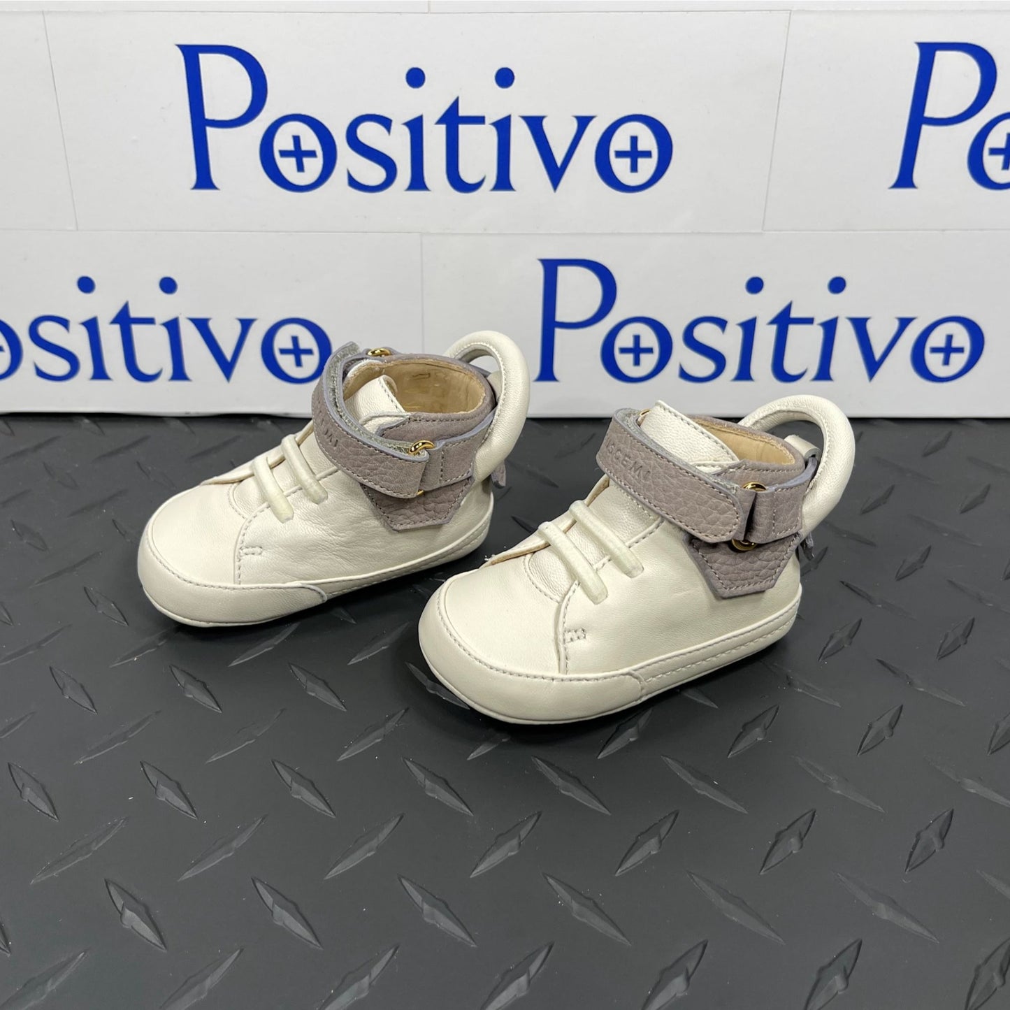 Buscemi 100MM Baby Grigio Perla/Panna Leather Sneakers | Positivo Clothing