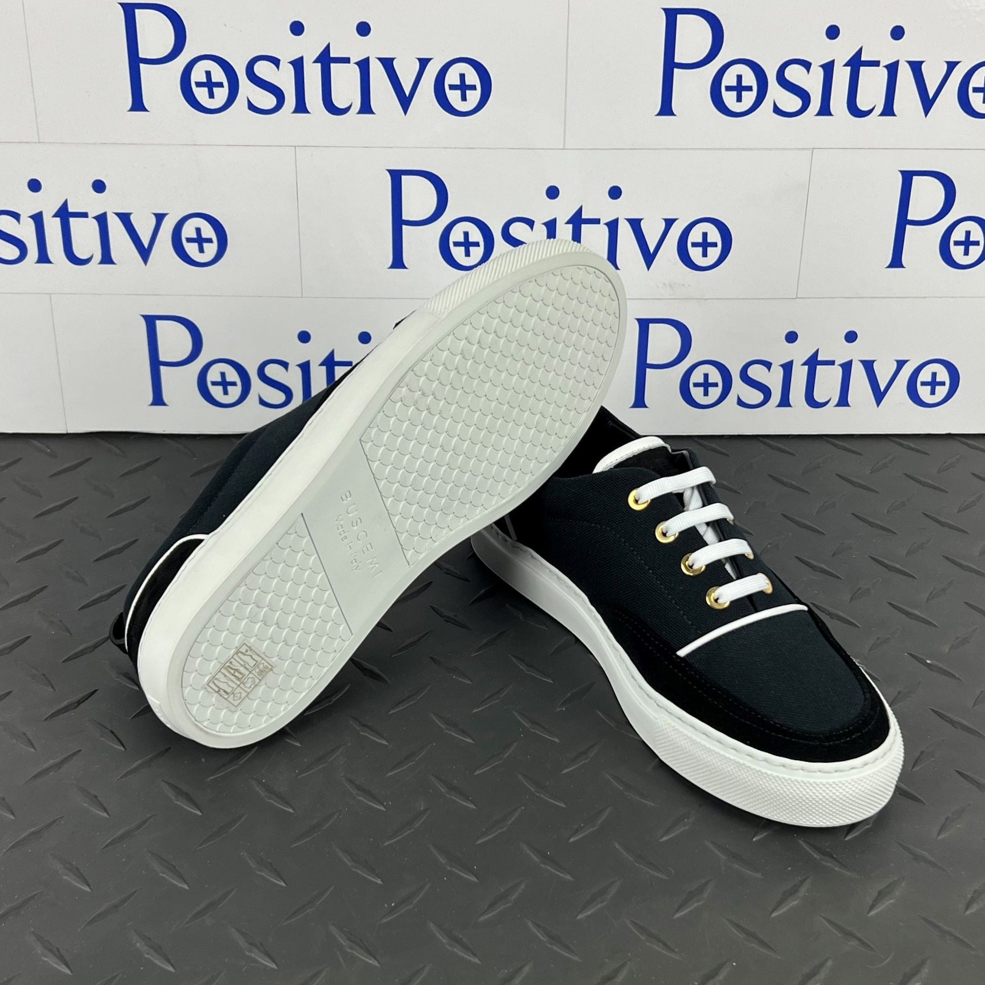 Buscemi Womens Cali Black Leather Low Top Sneakers SAMPLE | Positivo Clothing