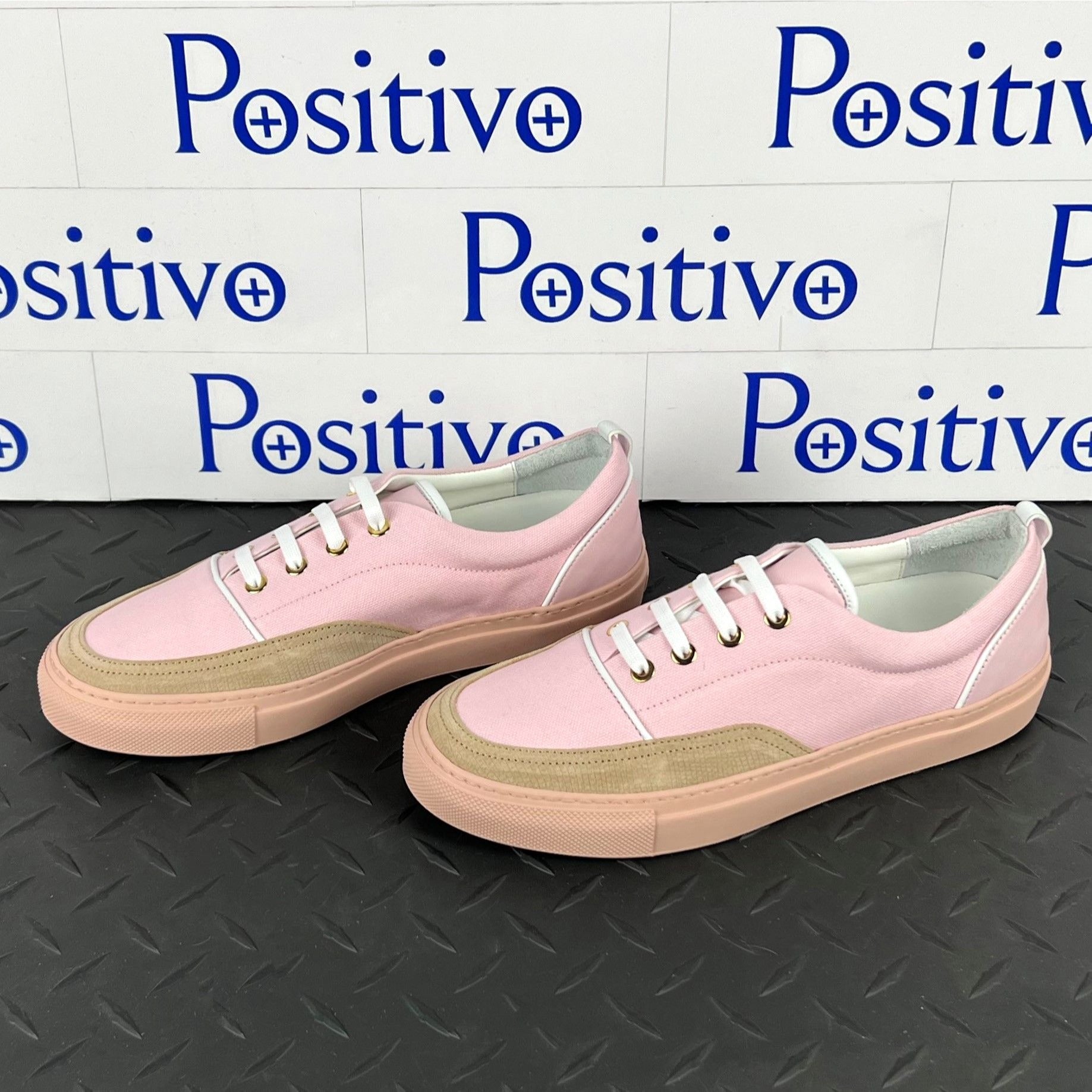 Buscemi Womens Cali Nude Leather Low top Sneakers SAMPLE | Positivo Clothing