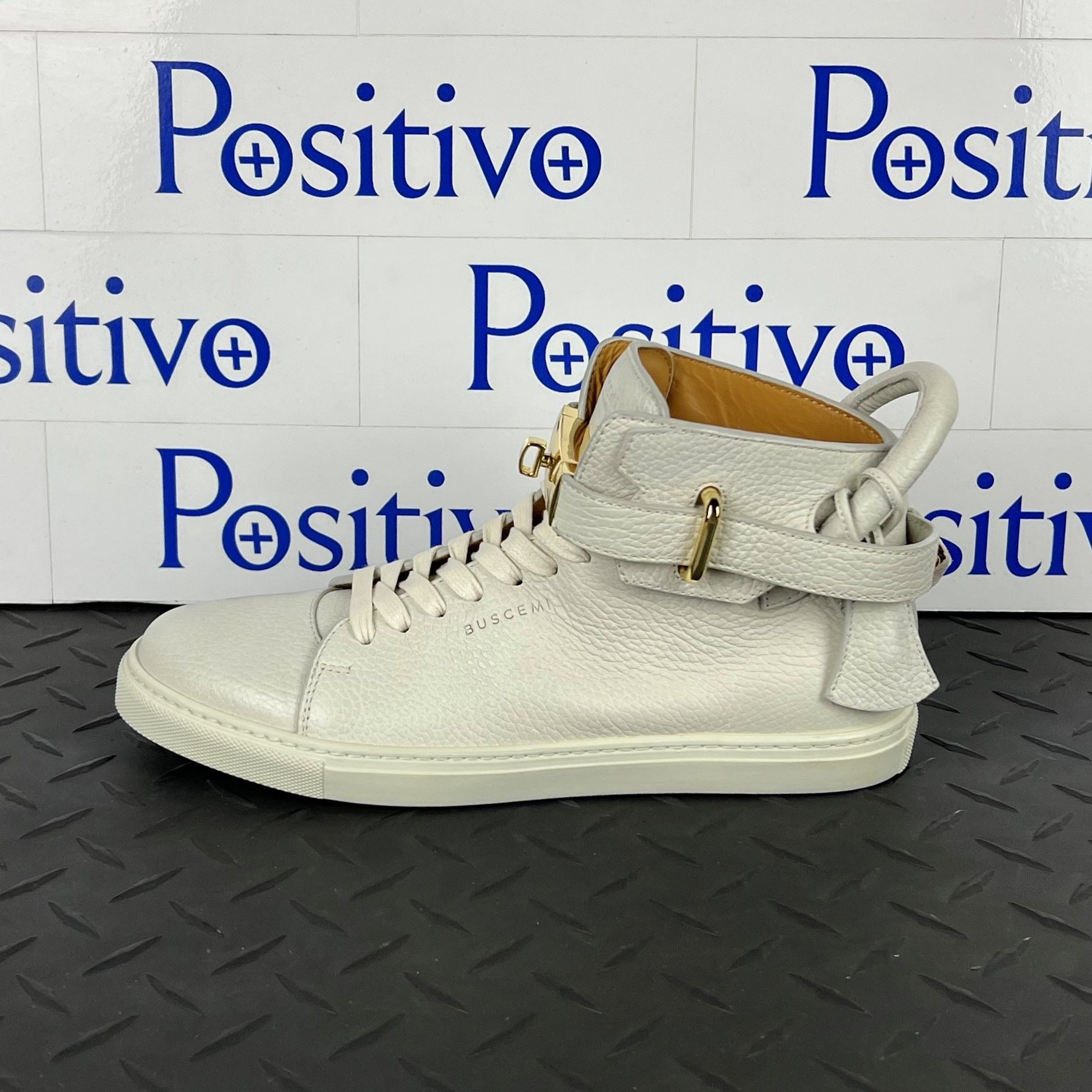 Buscemi Mens 100MM Off White Leather Sneakers SAMPLE | Positivo Clothing