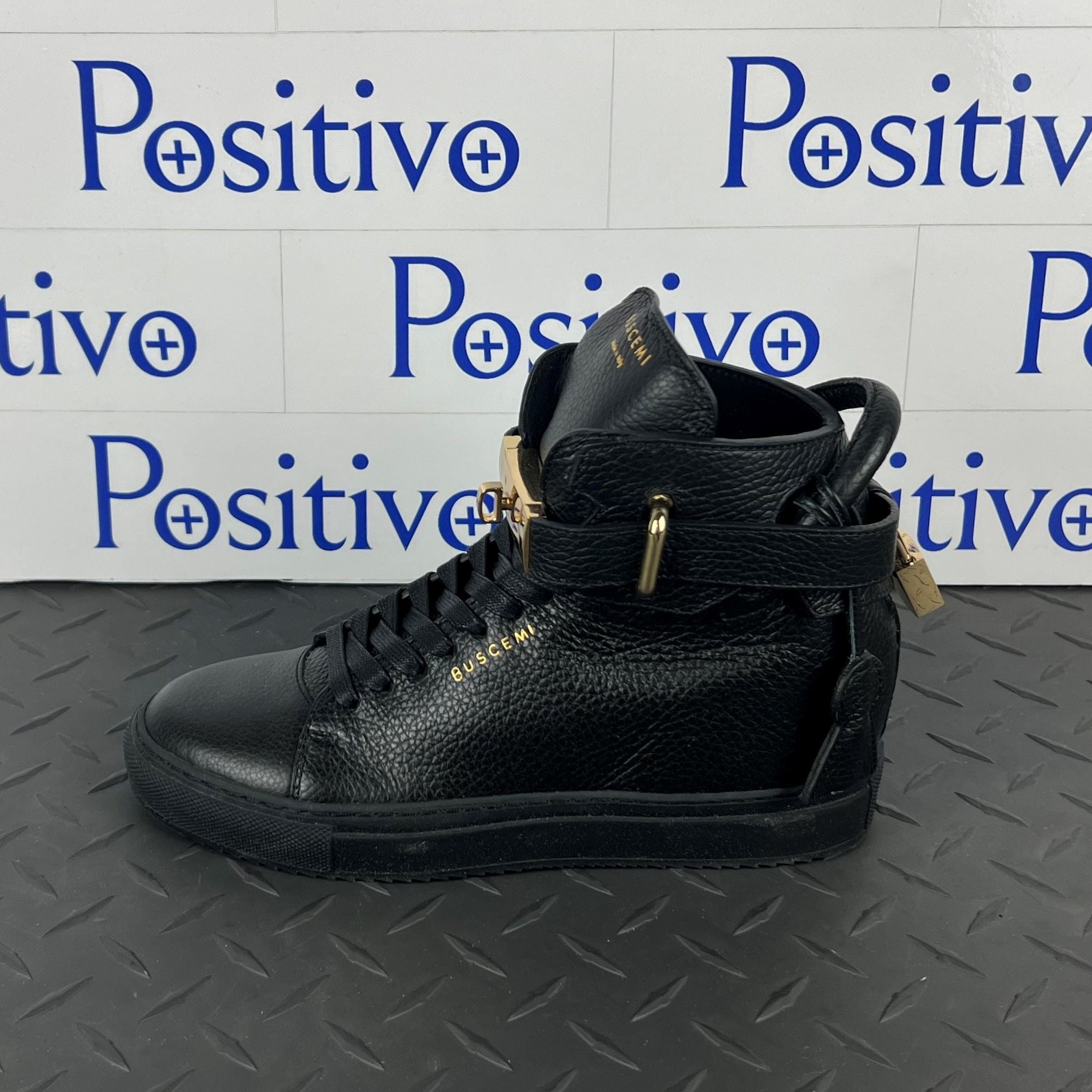 Buscemi Womens 100MM Alta Black/Black Leather Sneakers SAMPLE | Positivo Clothing