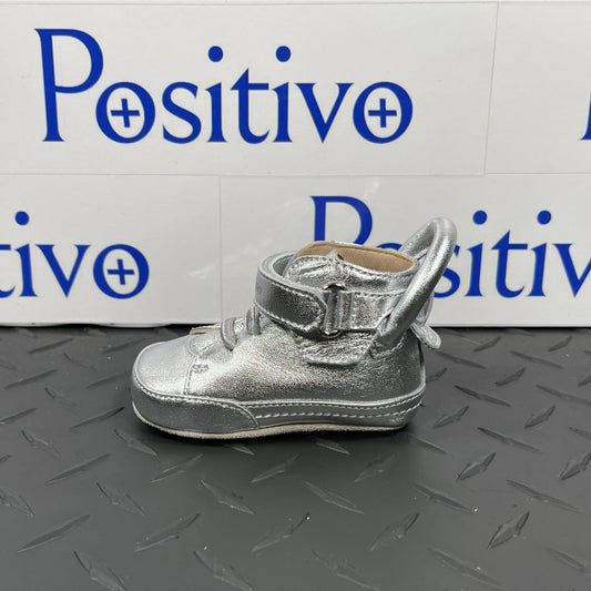 Buscemi 100MM Baby Platinum Leather Sneakers | Positivo Clothing